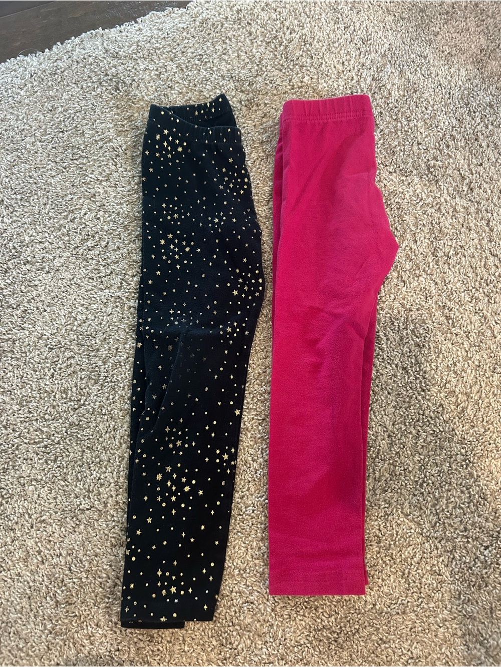 Black Star Print & Pink Solid Girls' Stretch Leggings - Pack of 2